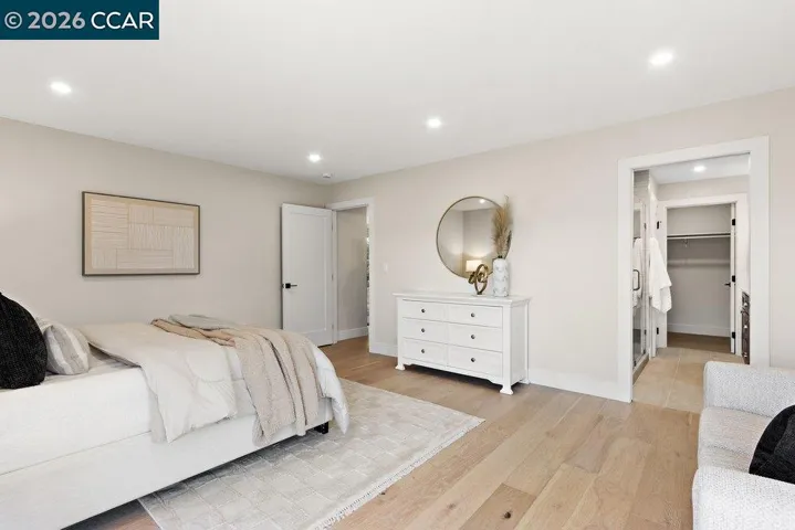 16 Sunnyside Ct, Orinda, California 94563