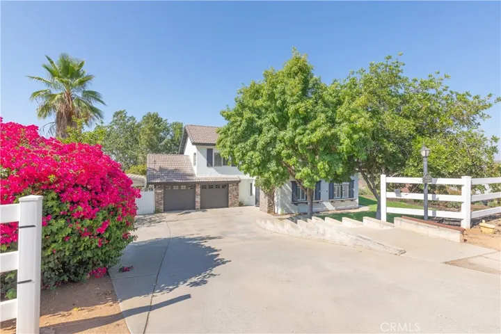 14272 Laurel, Riverside, California 92503