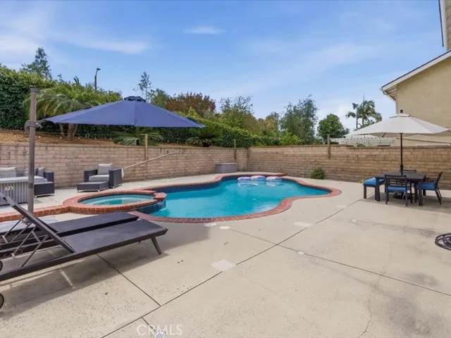 25672 Orchard Rim, Lake Forest, California 92630