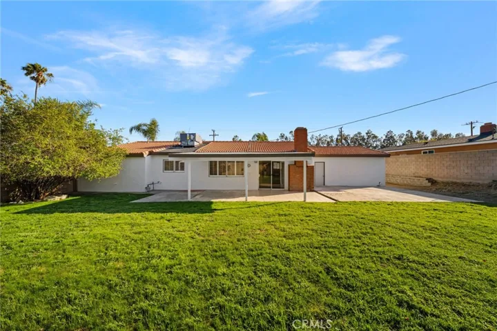 6113 Riverside, Rialto, California 92377