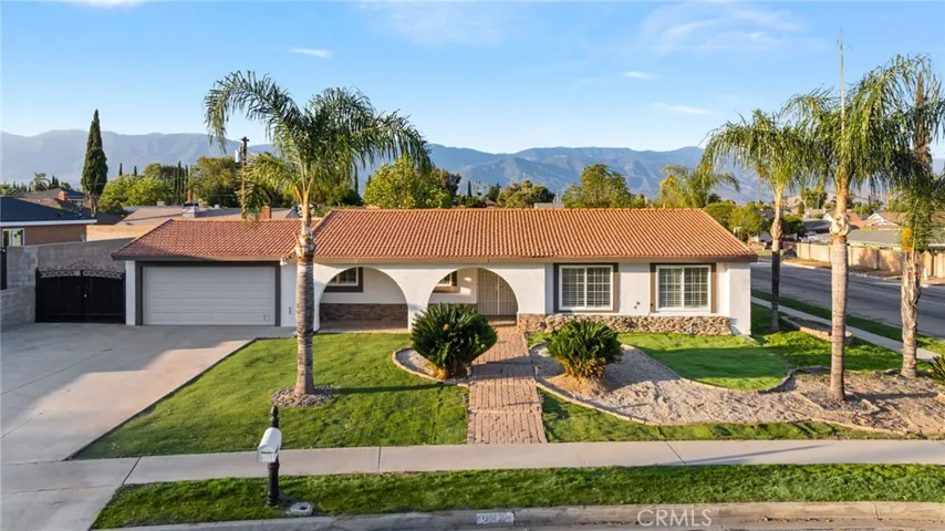 6113 Riverside, Rialto, California 92377