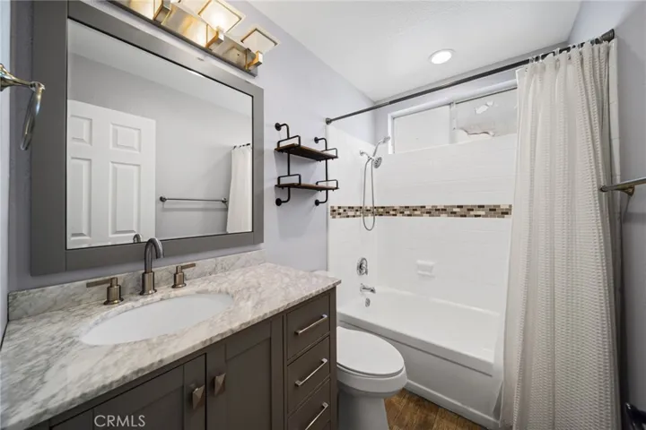 6113 Riverside, Rialto, California 92377