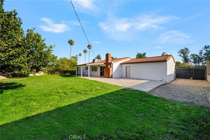 6113 Riverside, Rialto, California 92377
