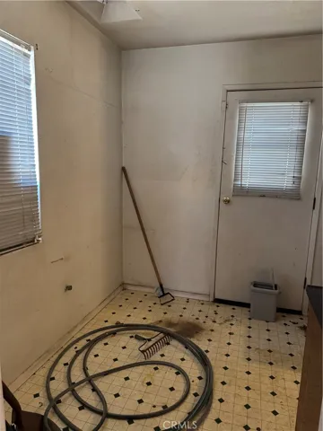 821 Nancy, Barstow, California 92311