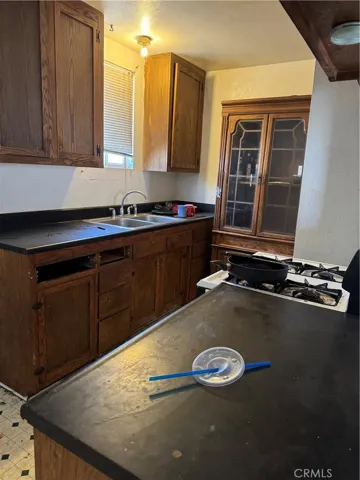 821 Nancy, Barstow, California 92311
