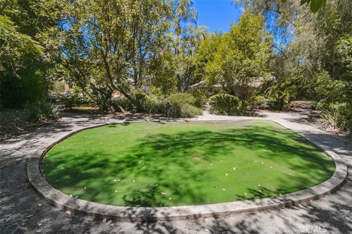 Putting green