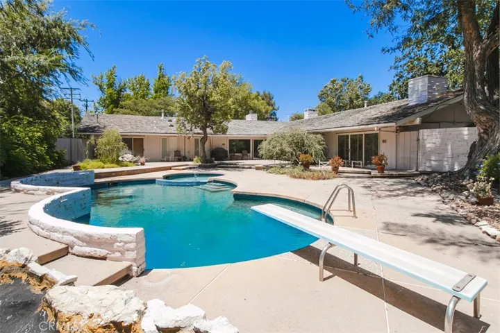 5238 Twin Oaks, Hidden Hills, California 91302