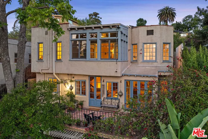 1529 Parmer Avenue, Los Angeles, California 90026