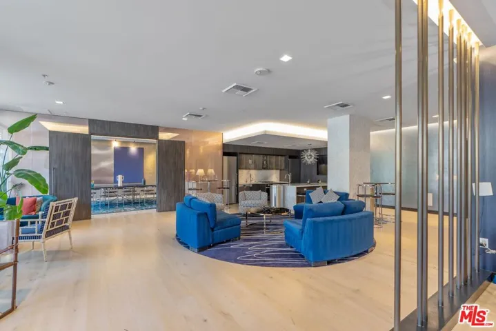 1050 S Grand Avenue 1001, Los Angeles, California 90015