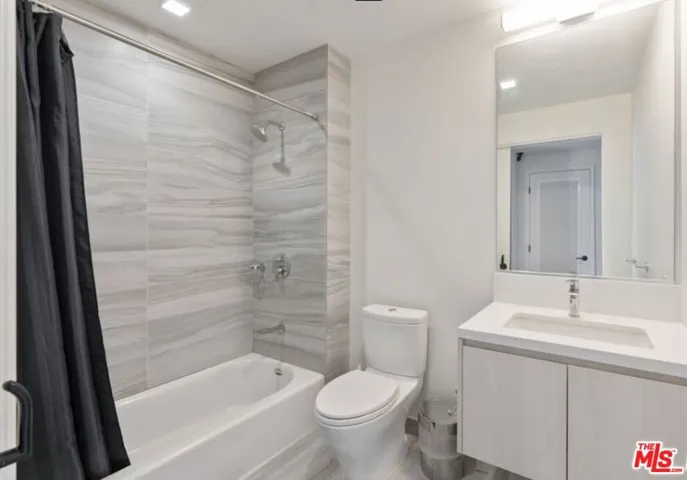 1050 S Grand Avenue 1001, Los Angeles, California 90015