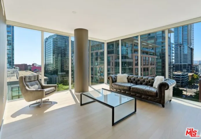 1050 S Grand Avenue 1001, Los Angeles, California 90015