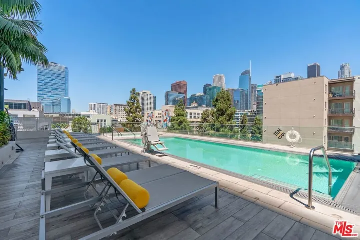 1050 S Grand Avenue 1001, Los Angeles, California 90015