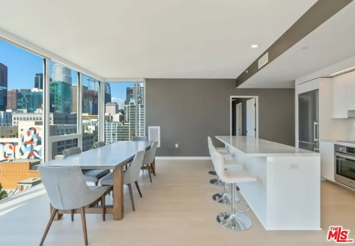 1050 S Grand Avenue 1001, Los Angeles, California 90015