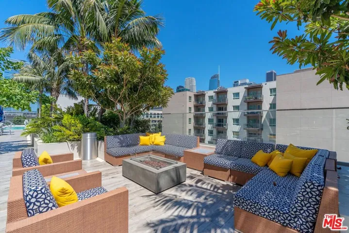 1050 S Grand Avenue 1001, Los Angeles, California 90015
