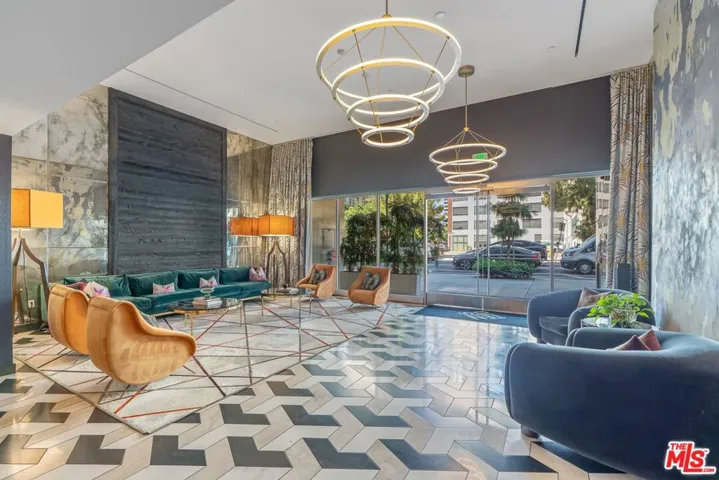 1050 S Grand Avenue 1001, Los Angeles, California 90015