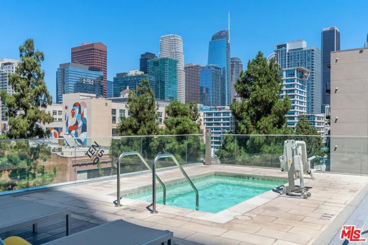 1050 S Grand Avenue 1001, Los Angeles, California 90015