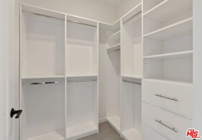 1050 S Grand Avenue 1001, Los Angeles, California 90015