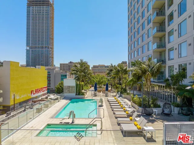 1050 S Grand Avenue 1001, Los Angeles, California 90015
