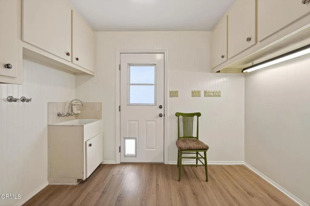 47-web-or-mls-Upmarketmedia_218Pal-143