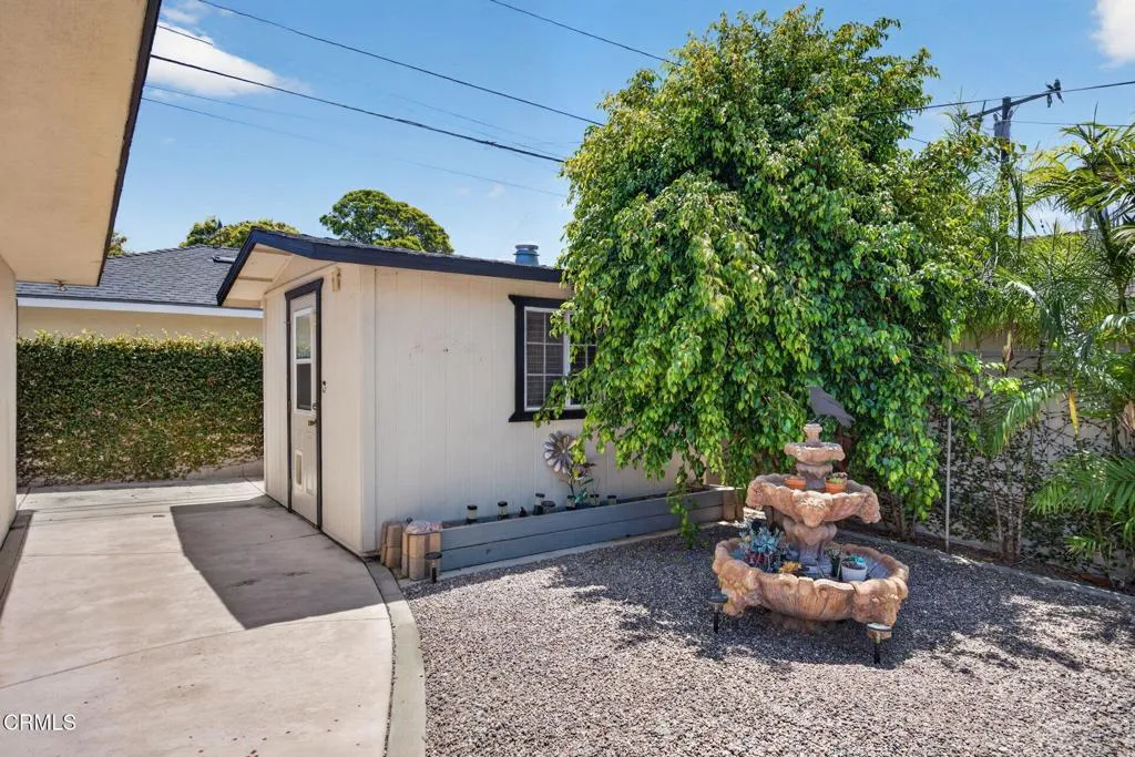54-web-or-mls-Upmarketmedia_218Pal-163