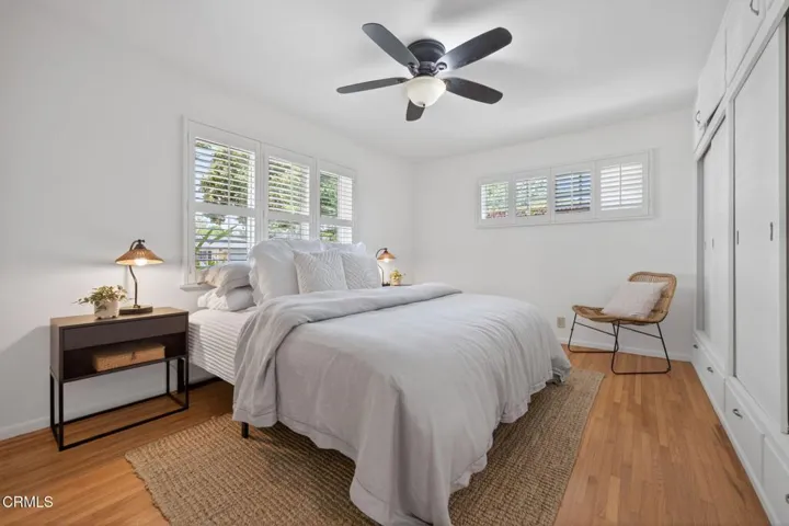 42-web-or-mls-Upmarketmedia_218Pal-127