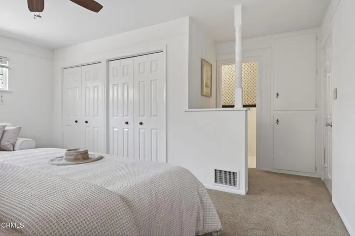 33-web-or-mls-Upmarketmedia_218Pal-100