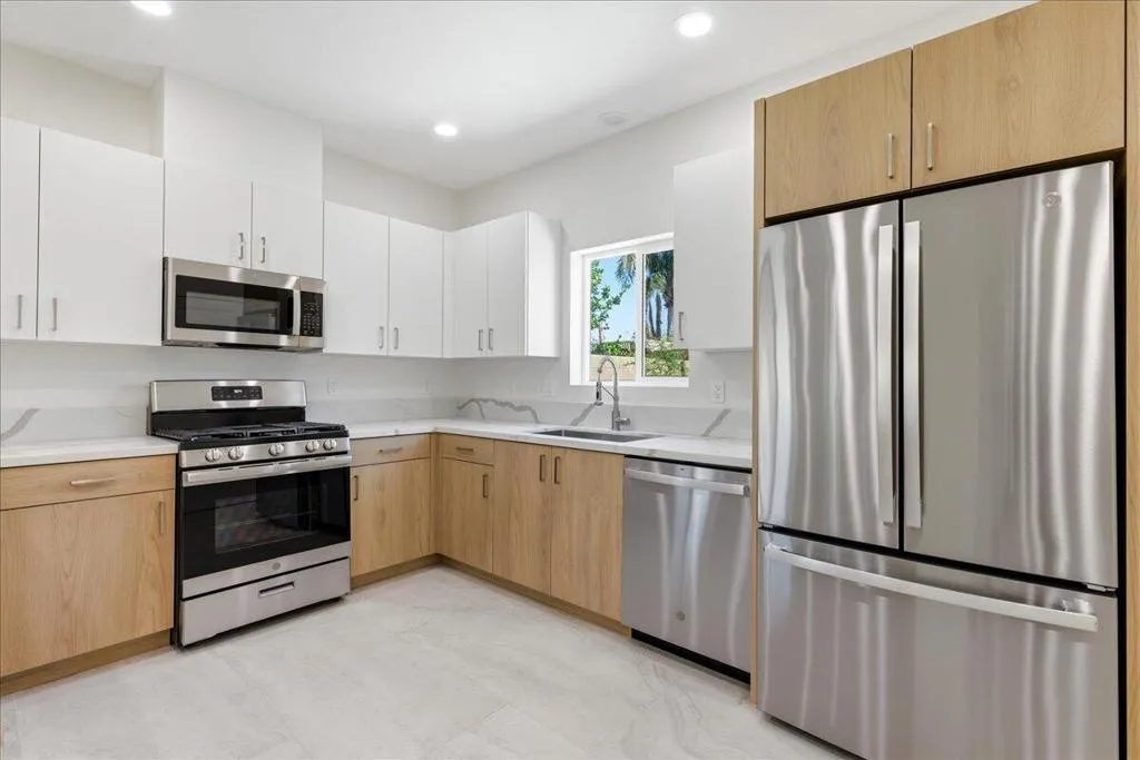 13-68160 Modalo Rd - Kitchen