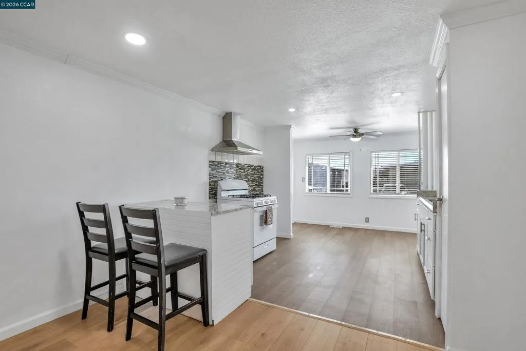 237 Orangevale, Pittsburg, California 94565 — photo 5