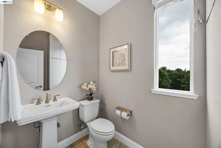 Powder Room 2nd Floor