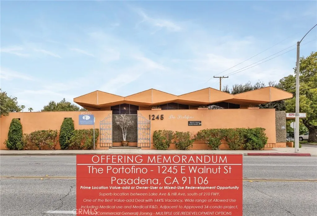 1245 E Walnut St