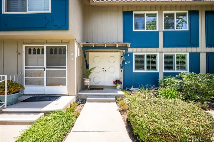 4237 Larwin, Cypress, California 90630