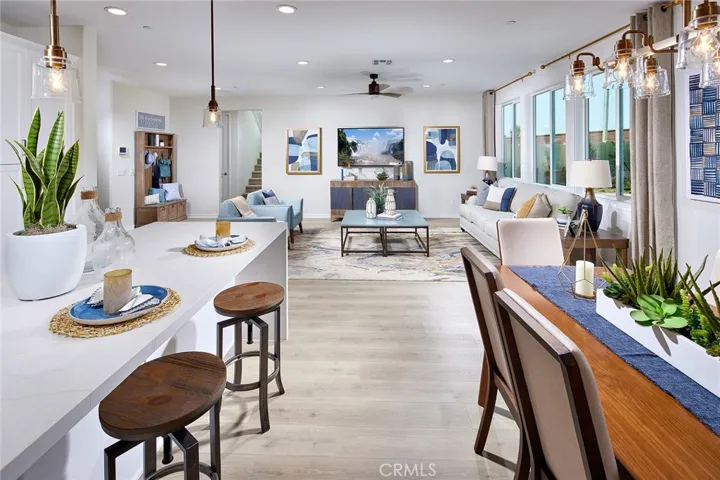 MODEL HOME