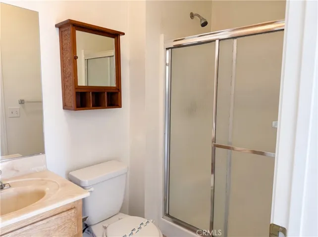 15358 Lookout, Apple Valley, California 92307