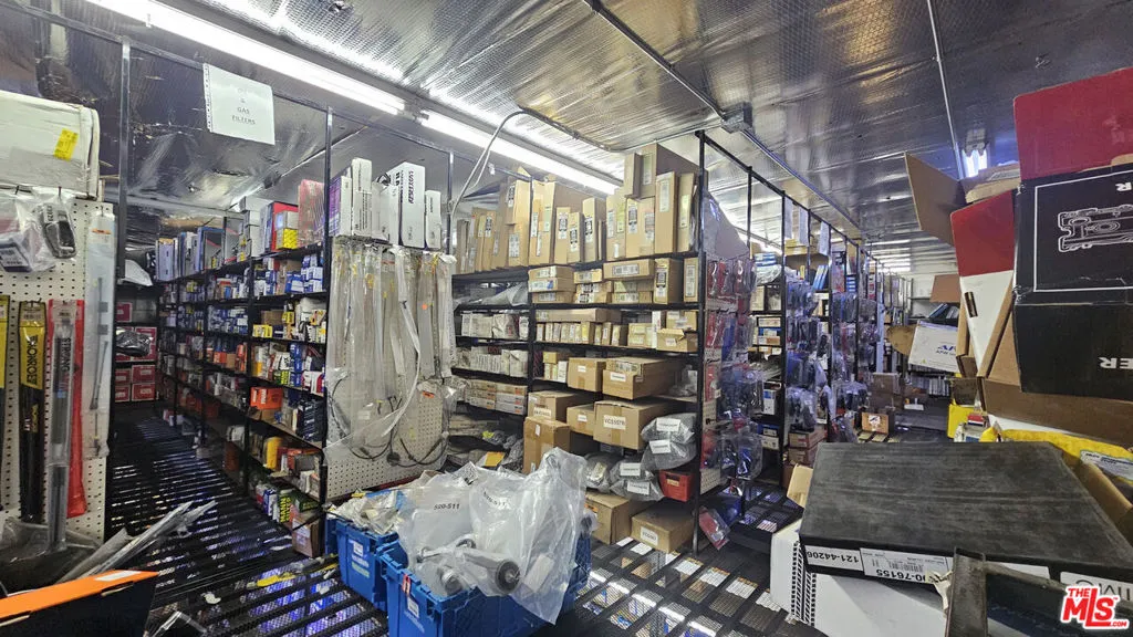 125 E Florence Avenue, Los Angeles, California 90003 — photo 4
