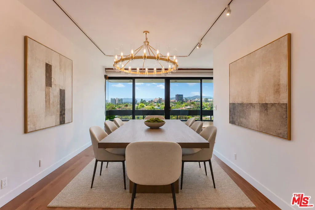 Dining - Virtually Staged