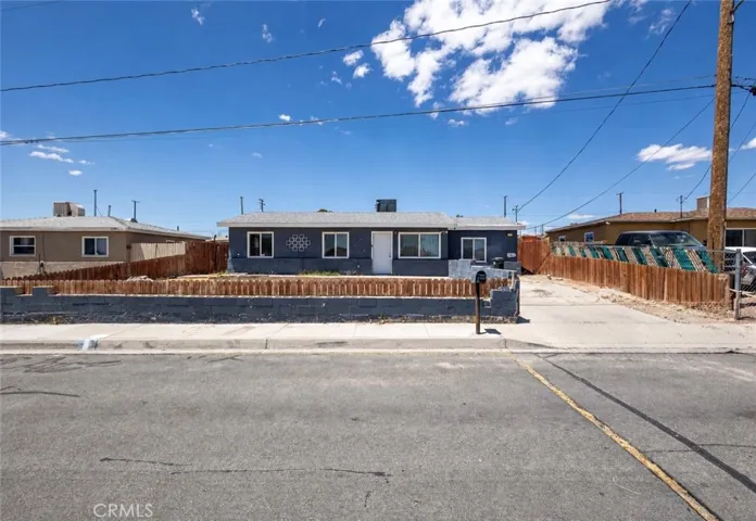 1434 Mesa, Barstow, California 92311