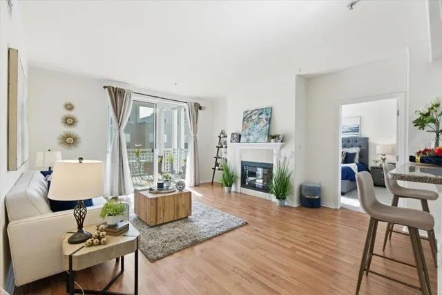 3901 Lick Mill Boulevard 360, Santa Clara, California 95054