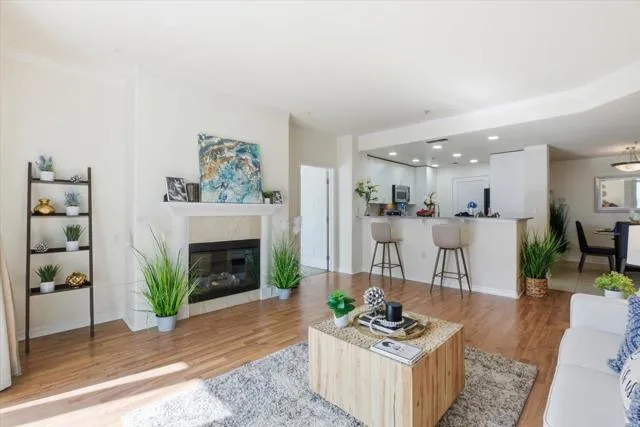 3901 Lick Mill Boulevard 360, Santa Clara, California 95054