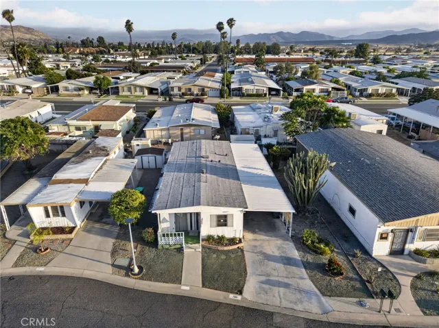 760 Santa Clara, Hemet, California 92543