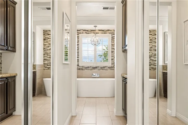 37701 Oxford Drive, Murrieta, California 92562