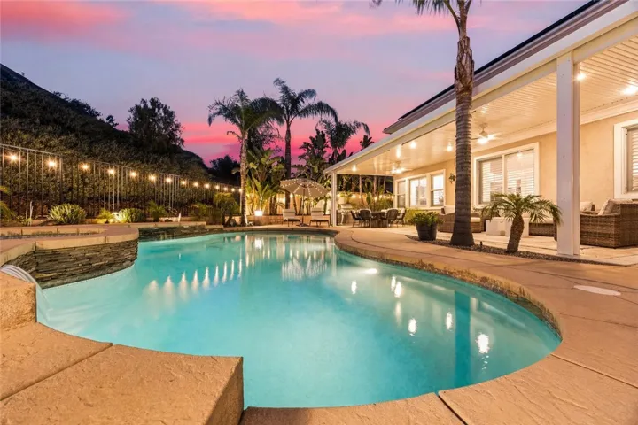 37701 Oxford Drive, Murrieta, California 92562
