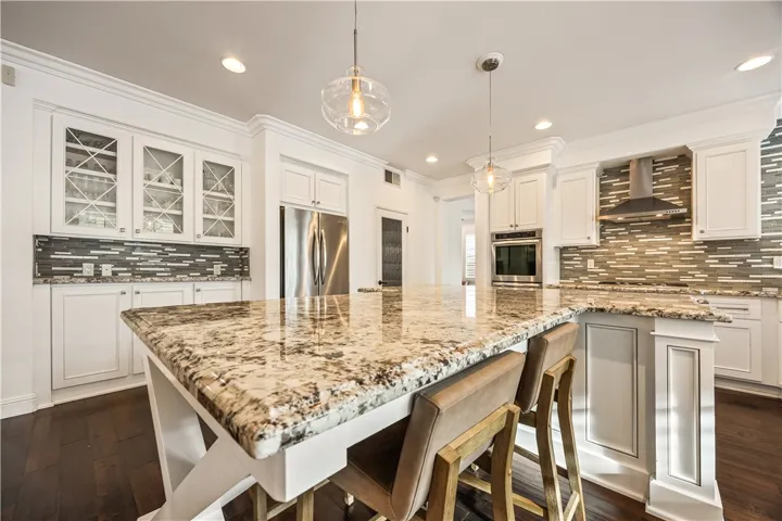37701 Oxford Drive, Murrieta, California 92562