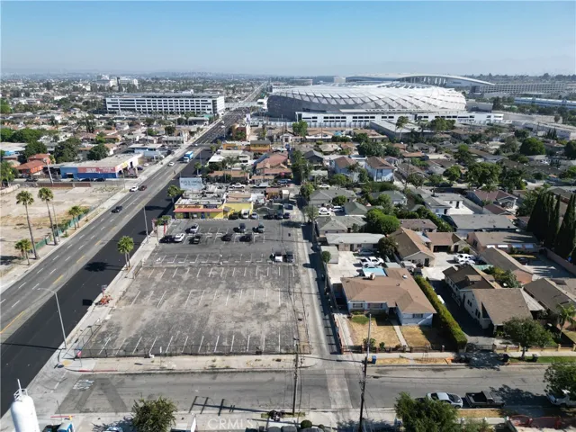 10500 S Prairie Avenue, Inglewood, California 90303