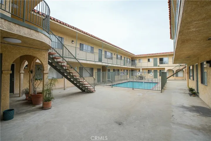 4015 W 137th Street 103, Hawthorne, California 90250