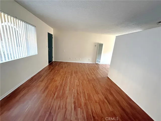 4015 W 137th Street 103, Hawthorne, California 90250