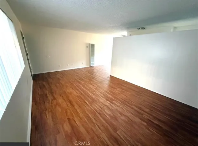 4015 W 137th Street 103, Hawthorne, California 90250
