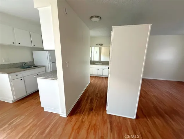 4015 W 137th Street 103, Hawthorne, California 90250
