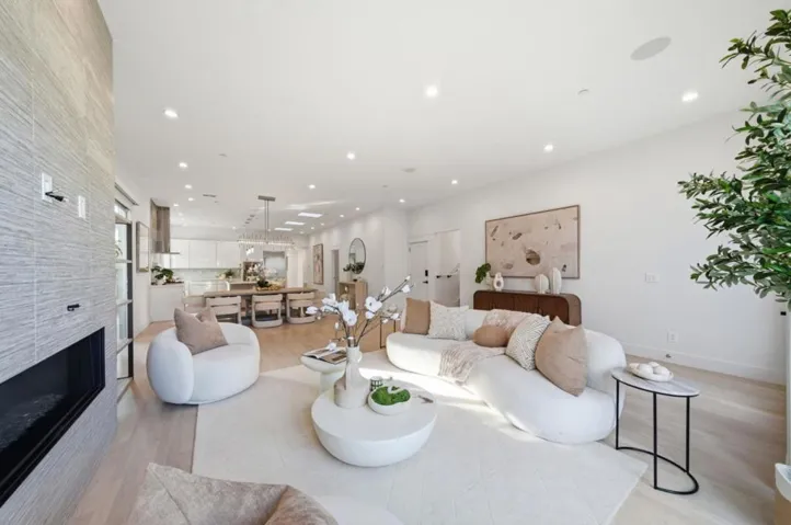 612 Hobart Avenue, San Mateo, California 94402