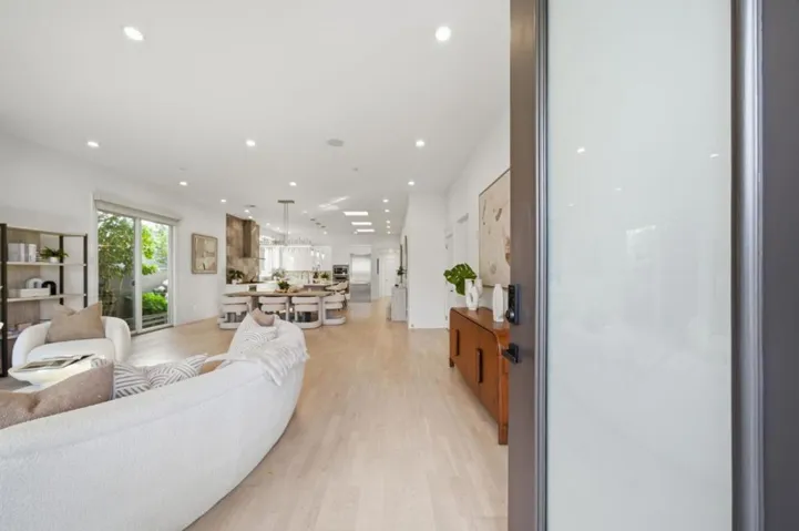 612 Hobart Avenue, San Mateo, California 94402