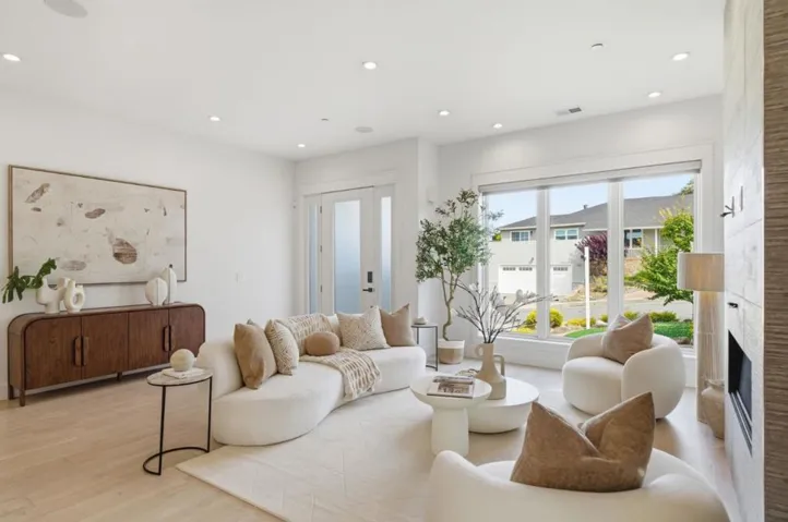 612 Hobart Avenue, San Mateo, California 94402